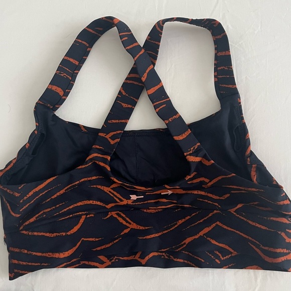 The Upside Tiger NYC Workout Set (Blue & Orange) - Picture 6 of 8